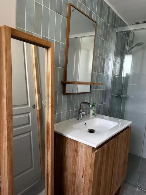 Casa Leo Villa Гужан-Местрас Екстериор снимка